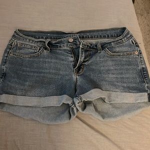 Blue denim shorts, Brand unknown